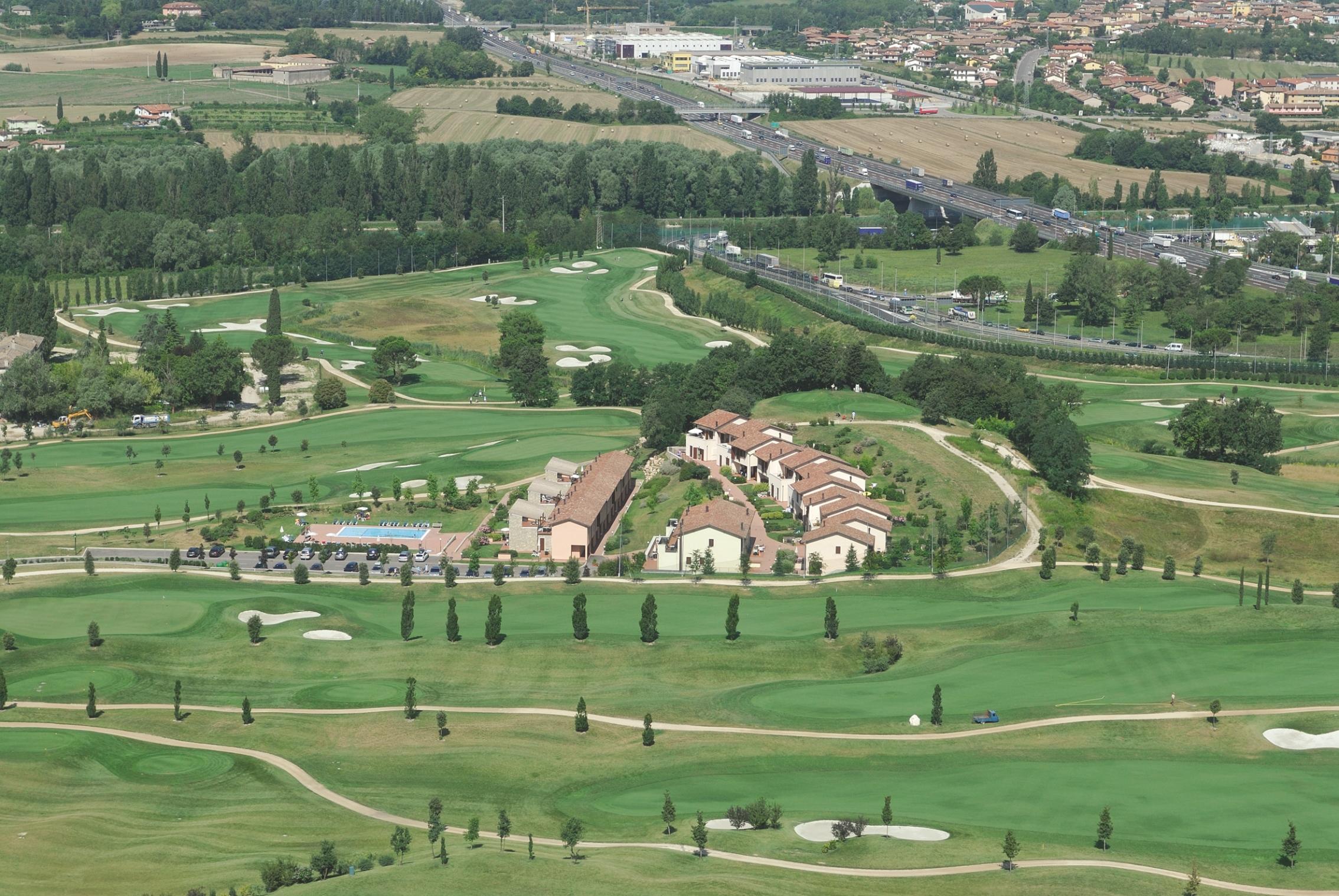 Апарт отель Golf Residenza Пескьера-дель-Гарда Экстерьер фото